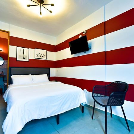 The Surfing Turtle Hotell Luquillo Eksteriør bilde