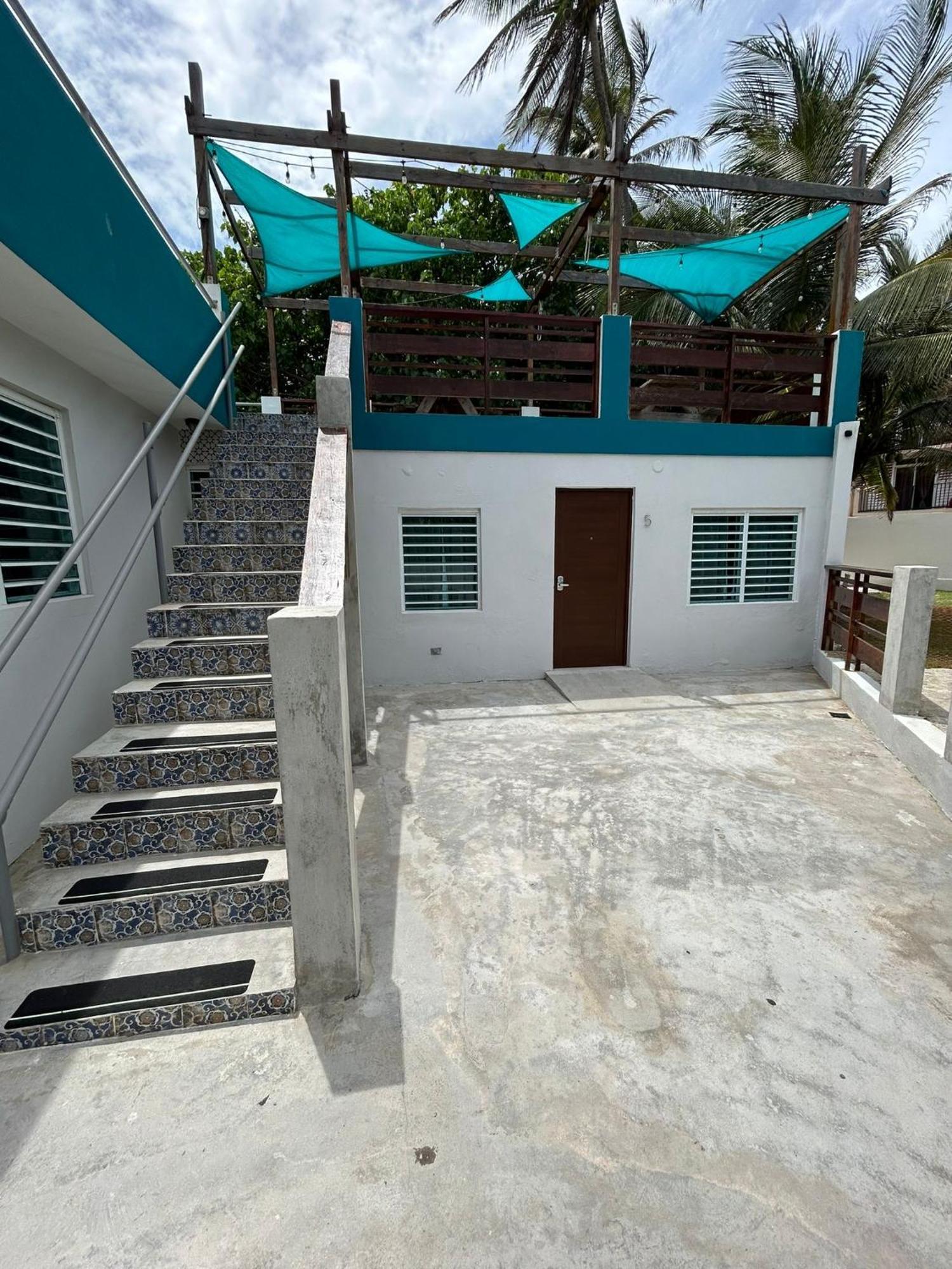 The Surfing Turtle Hotell Luquillo Eksteriør bilde