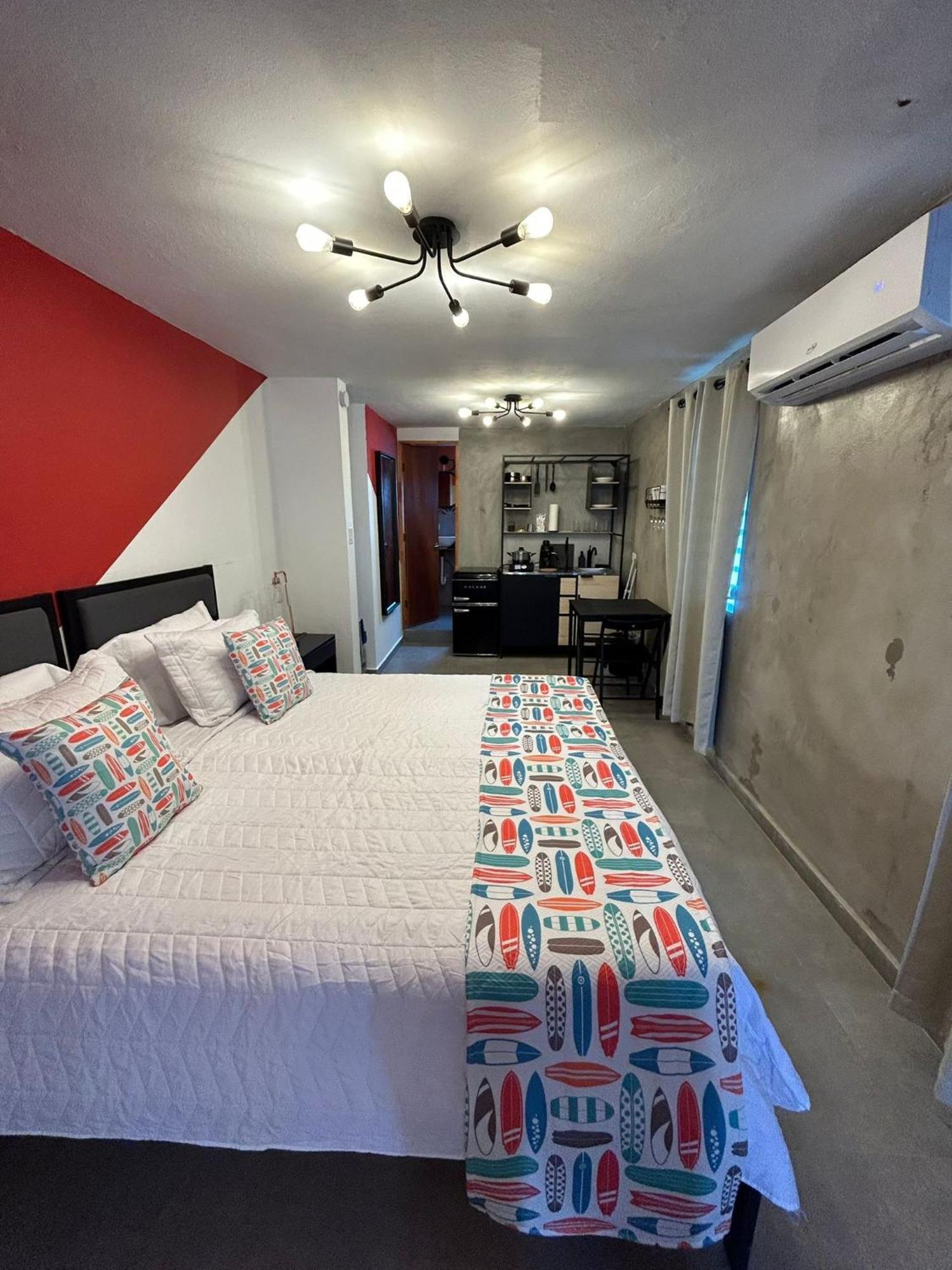 The Surfing Turtle Hotell Luquillo Eksteriør bilde