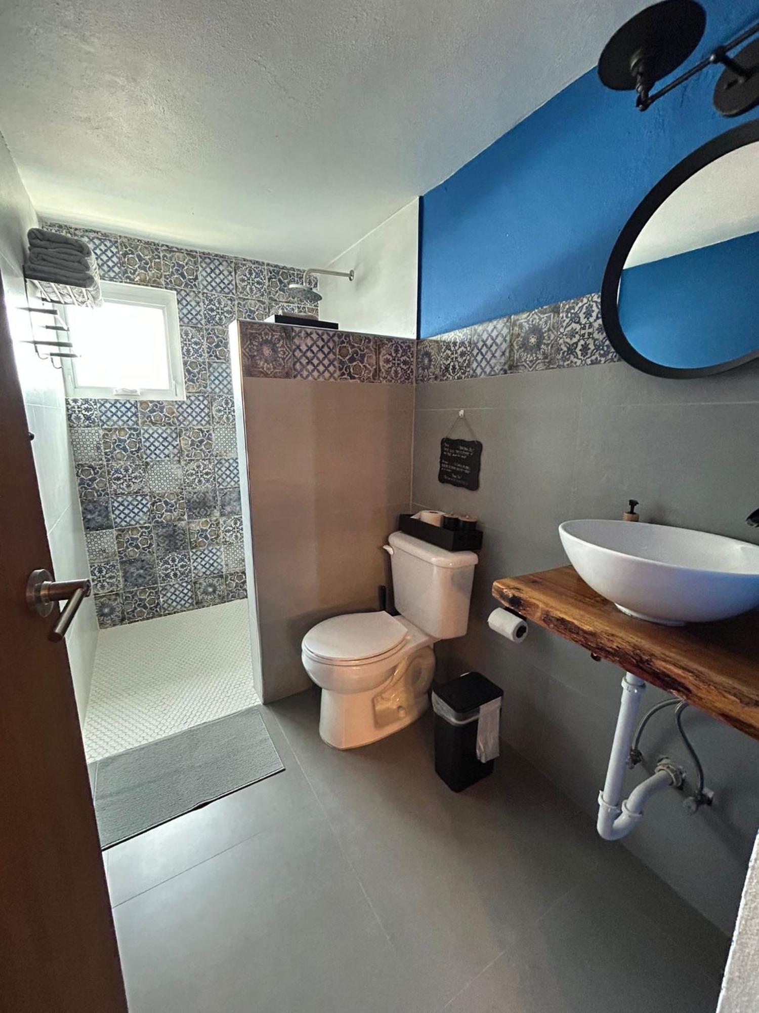 The Surfing Turtle Hotell Luquillo Eksteriør bilde